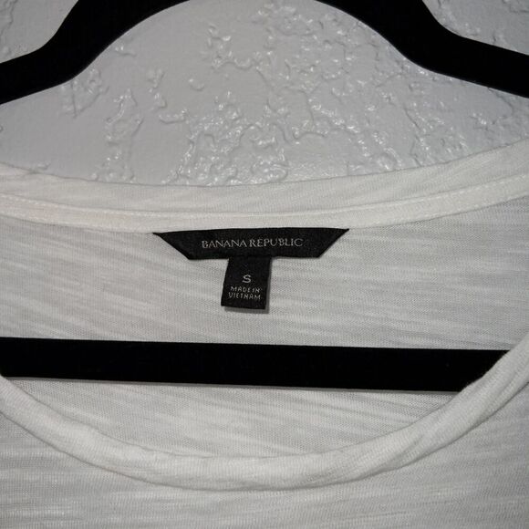 Banana Republic White Bow Tie Graphic Tee Shirt Size Small - Picture 3 of 6